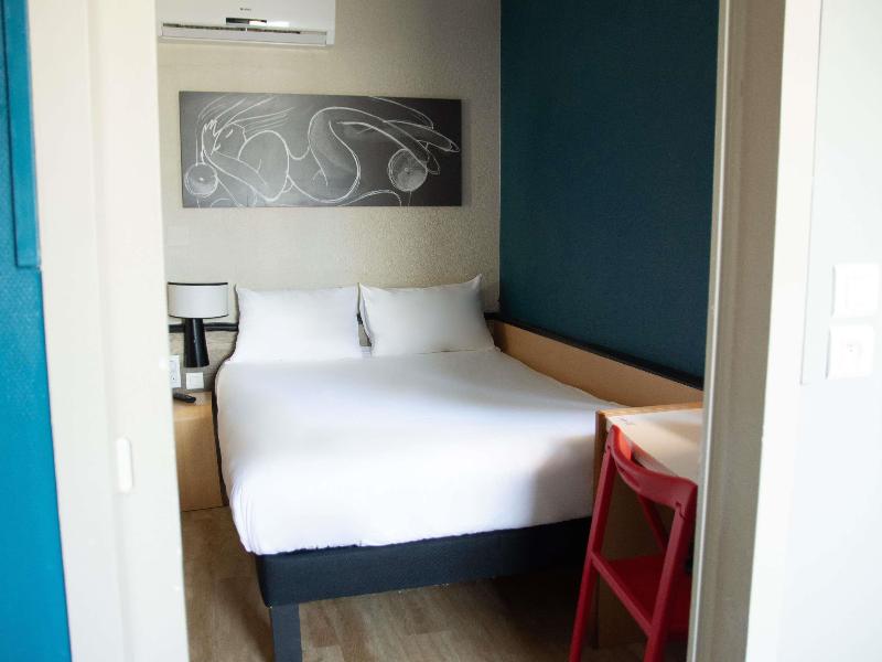 ibis Narbonne image