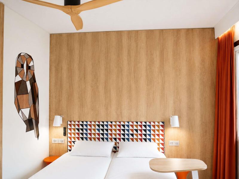 ibis Styles Caen Centre Paul Doumer image