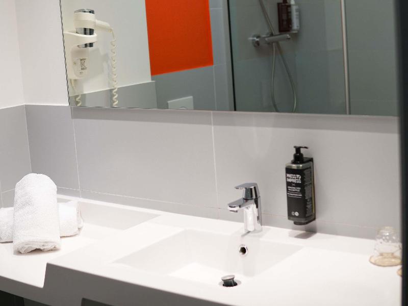 ibis Styles Caen Centre Gare image