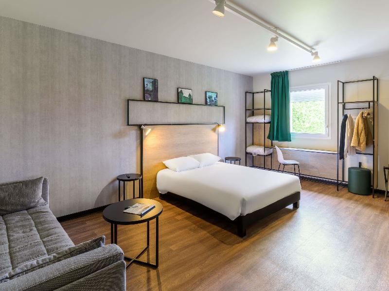 ibis Falaise Coeur de Normandie image