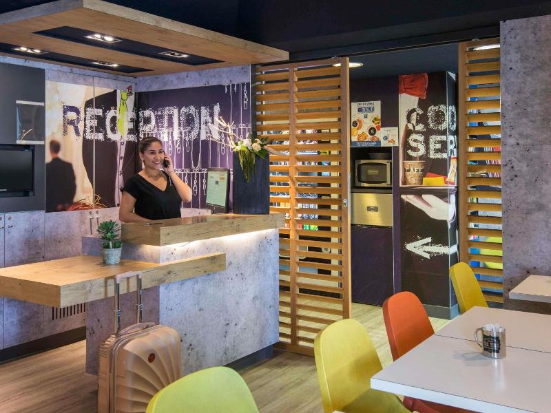 ibis budget Antibes Sophia Antipolis image