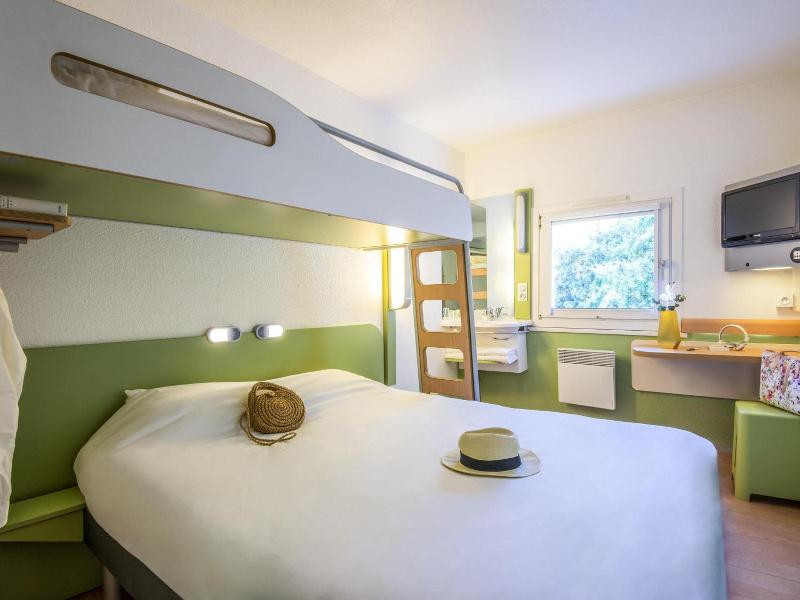 ibis budget Antibes Sophia Antipolis image