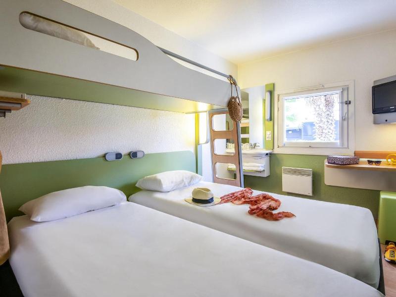 ibis budget Antibes Sophia Antipolis image