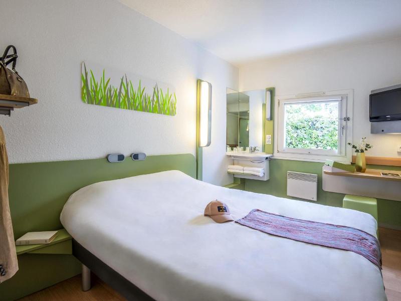 ibis budget Antibes Sophia Antipolis image