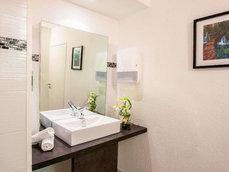 ibis budget Antibes Sophia Antipolis image