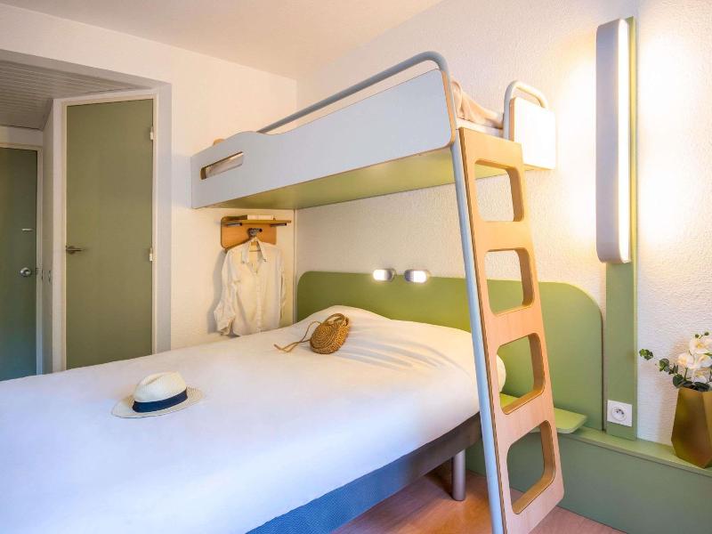 ibis budget Antibes Sophia Antipolis image