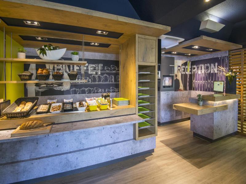 ibis budget Antibes Sophia Antipolis image