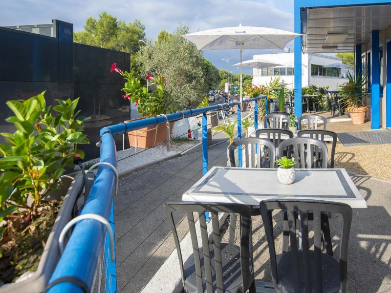 ibis budget Antibes Sophia Antipolis image