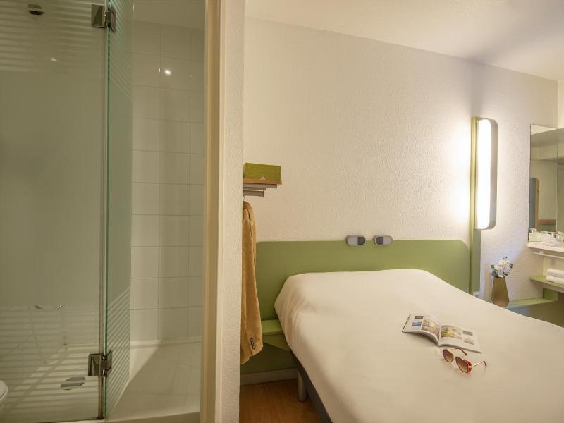 ibis budget Antibes Sophia Antipolis image