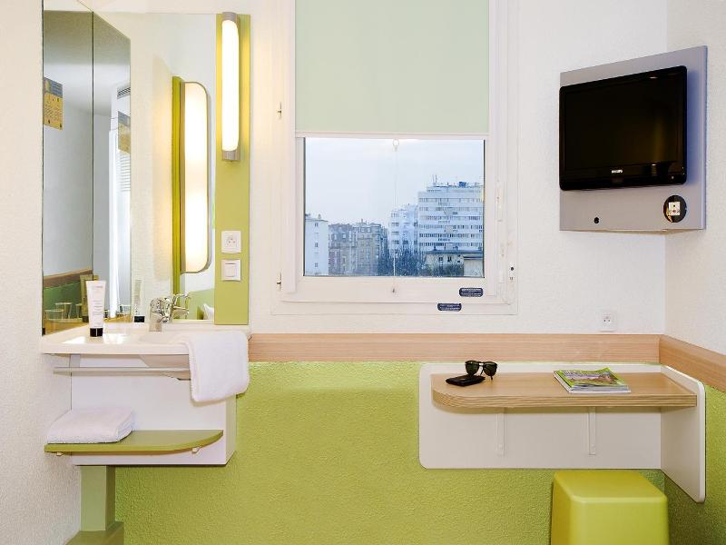 ibis budget Antibes Sophia Antipolis image