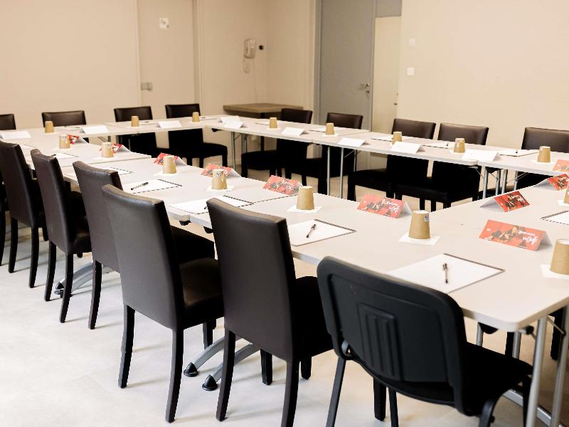 ibis Clermont-Ferrand Sud Carrefour Herbet image