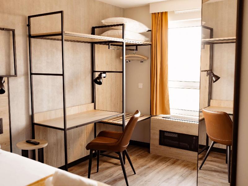 ibis Clermont-Ferrand Sud Carrefour Herbet image