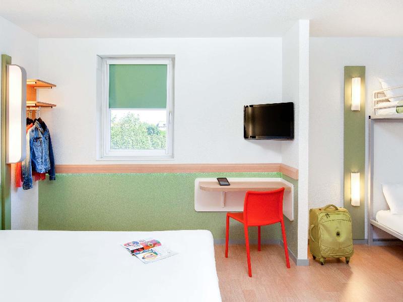 ibis budget Clermont Ferrand Centre Montferrand image