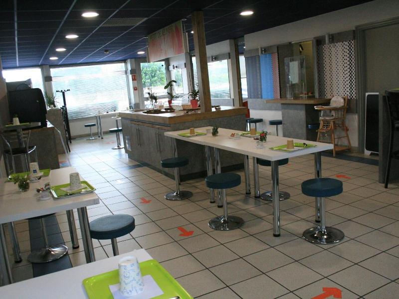 ibis budget Thiers image