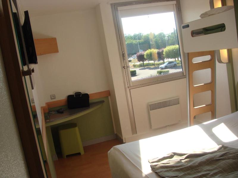 ibis budget Thiers image