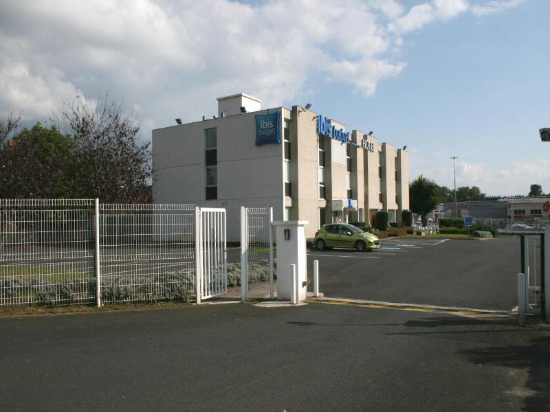 ibis budget Thiers image