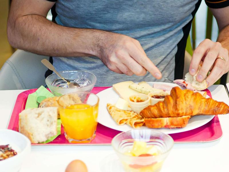 ibis Styles Montbeliard Centre Velotte image