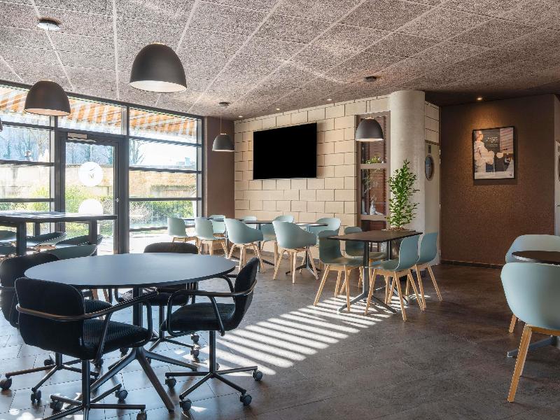 Novotel Suites Nancy Centre image