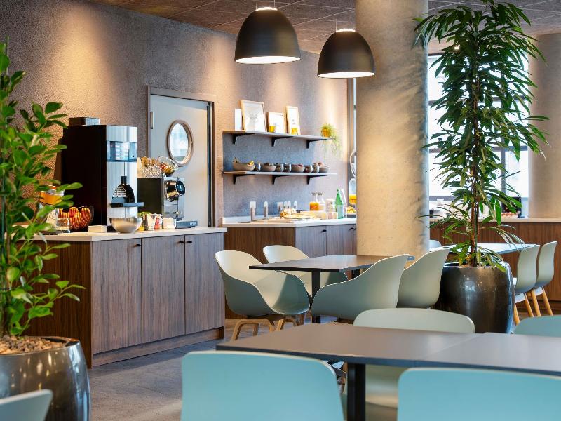 Novotel Suites Nancy Centre image