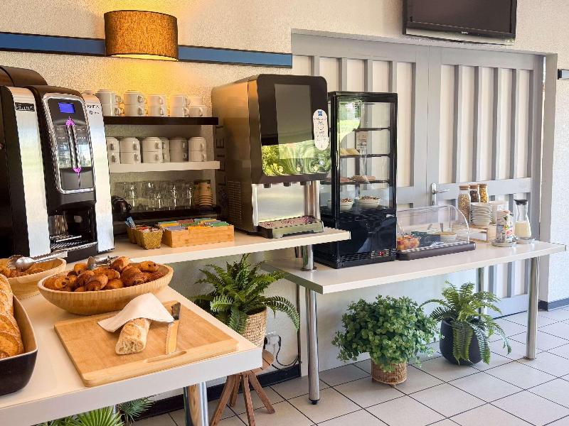 ibis budget Alès Saint Christol image