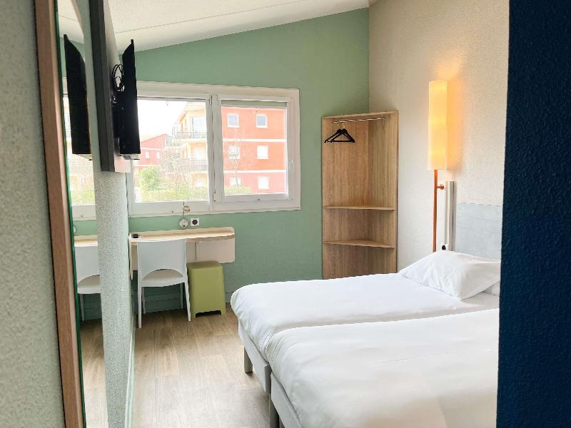 ibis budget Alès Saint Christol image