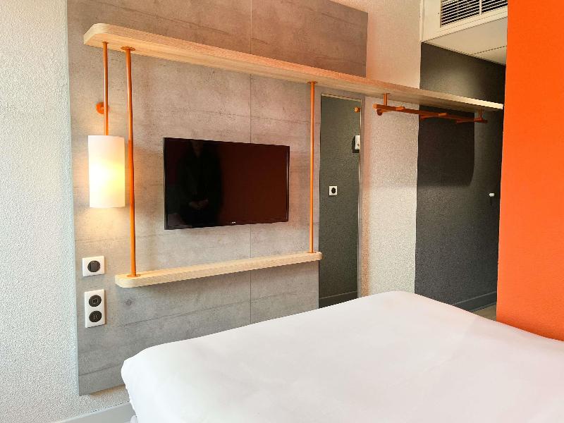 ibis budget Alès Saint Christol image