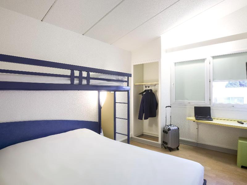 ibis budget Alès Saint Christol image