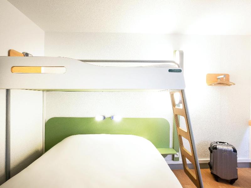 ibis budget Alès Saint Christol image