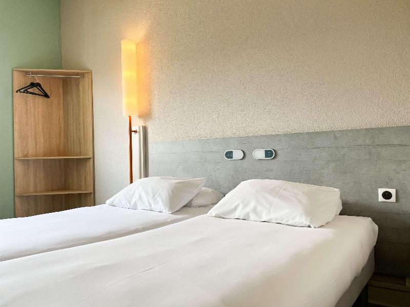 ibis budget Alès Saint Christol image