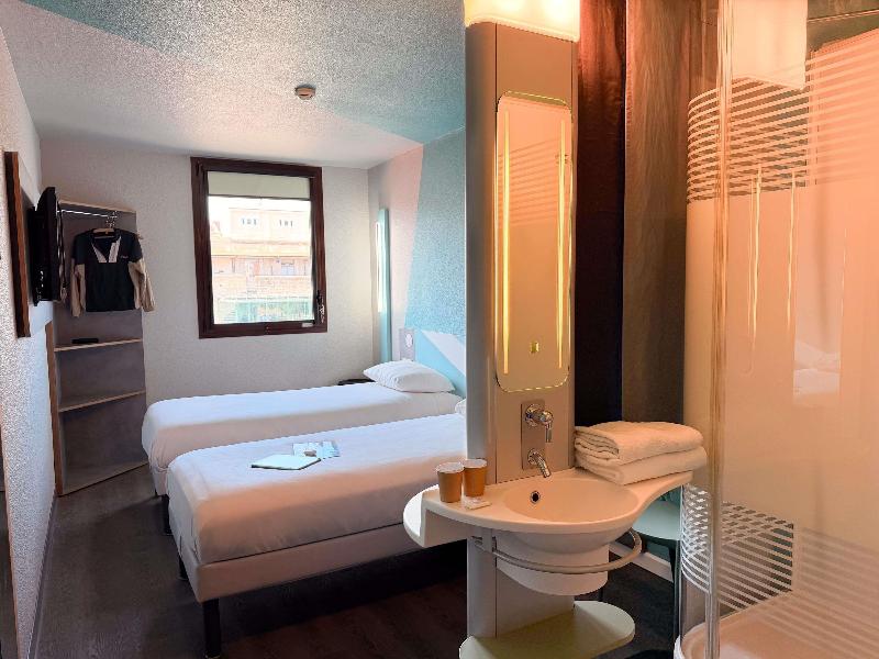 ibis budget Nimes Centre Gare image