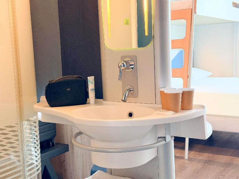 ibis budget Nimes Centre Gare image