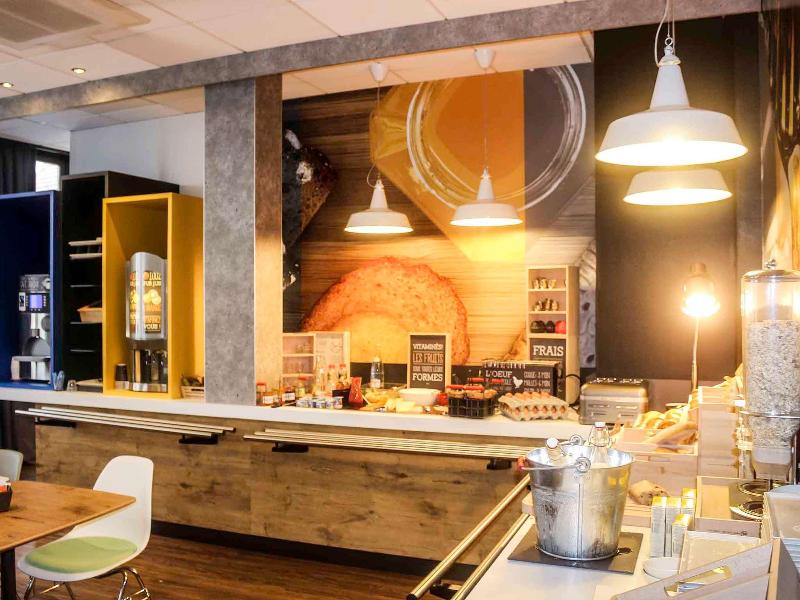 ibis Montargis image