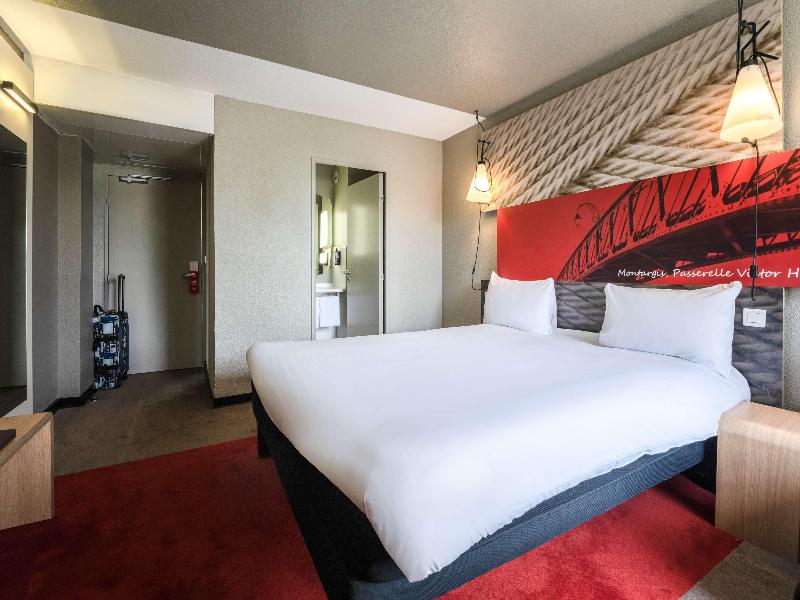 ibis Montargis image