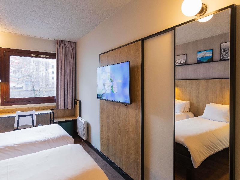 ibis Grenoble Gare image