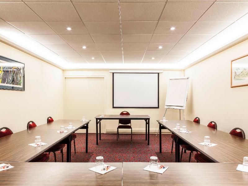 Ibis Châtellerault image