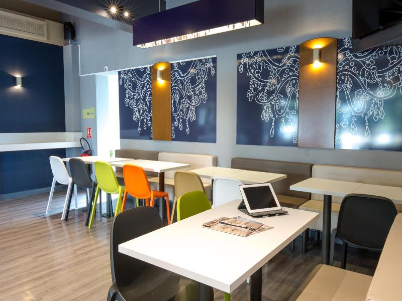 ibis budget Aubagne les Paluds Agora image