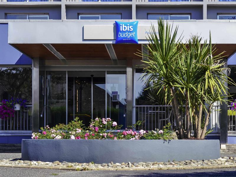 Ibis Budget Pau Lescar image