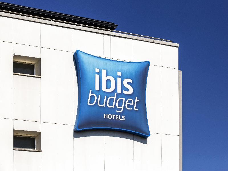 Ibis Budget Pau Lescar image