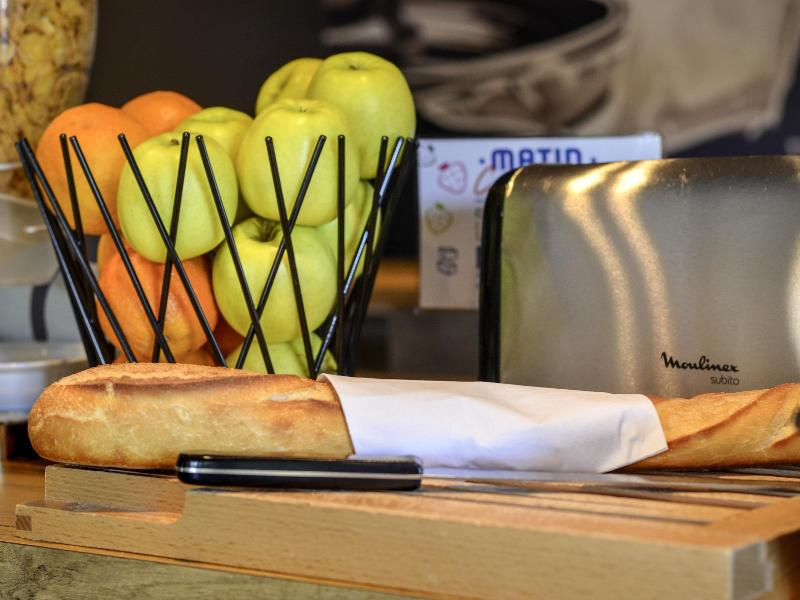 Ibis Budget Pau Lescar image