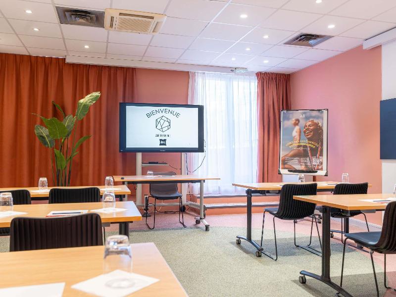 ibis Lille Centre Gares image