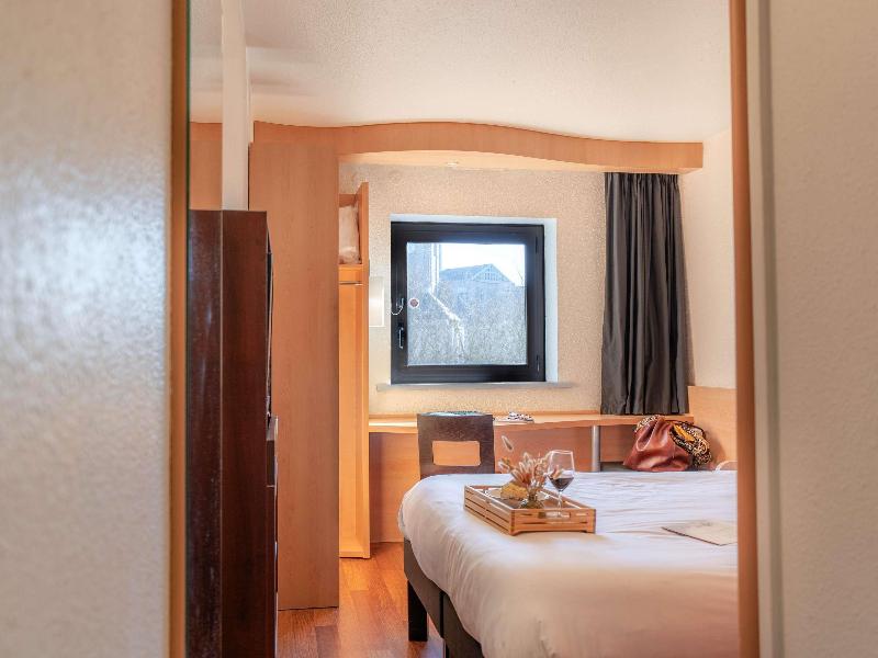 ibis Lille Centre Gares image