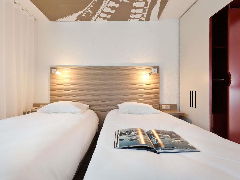 Ibis Styles Lille Aeroport  image