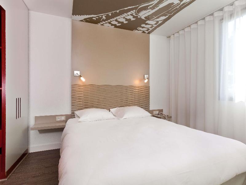 Ibis Styles Lille Aeroport  image