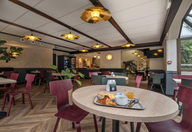 B&B HOTEL Niort Sud Venise Verte image