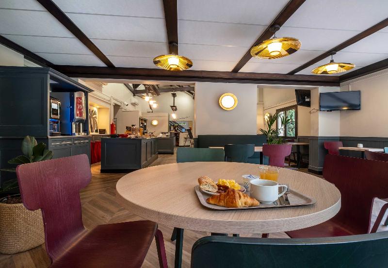B&B HOTEL Niort Sud Venise Verte image