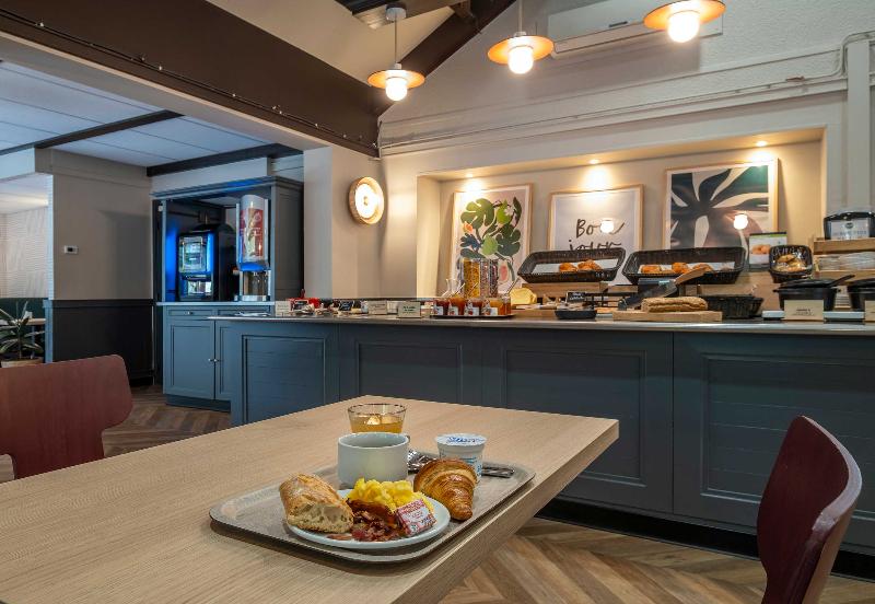 B&B HOTEL Niort Sud Venise Verte image