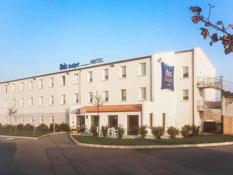 ibis budget Niort Est La Creche image