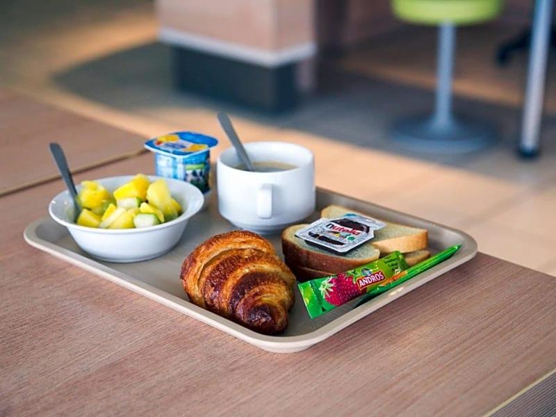 ibis budget Niort Est La Creche image