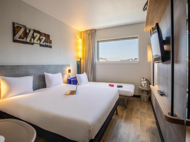 Ibis Budget Paris Porte de Montreuil image
