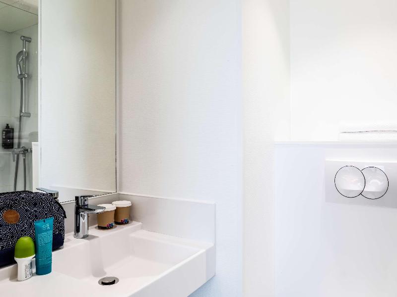 Ibis Budget Paris Porte de Montreuil image